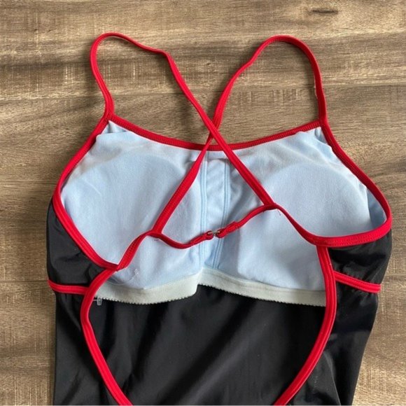 Nike‎ Swim One-Piece Swimsuit Size 12 - Picture 4 of 9